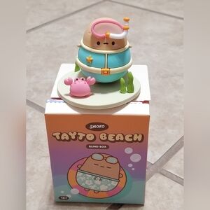 Smoko Tayto Beach Blind Box Series: Scuba Diving Tayto Figure